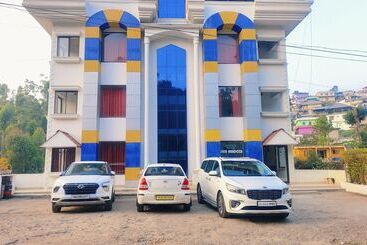 Hotel Lumino Karthika