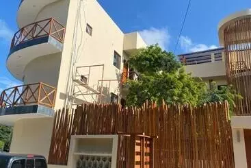 Hotelli Manglar Suites