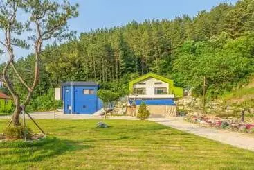 Muju Inca Dog Pension