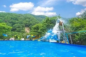 Pension Chuncheon Jayooinui Spacaravan