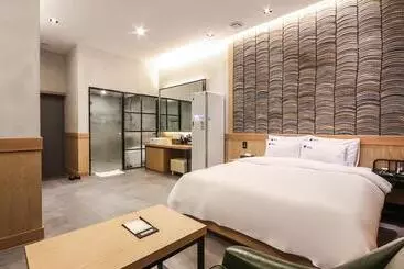 Wanju Bohemian Motel