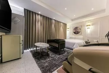 モーテル Alma Business