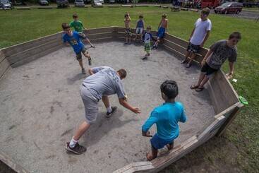 コテージ Camp Cardinal Gloucester Point