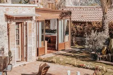 Hotelli Kassandra Heritage