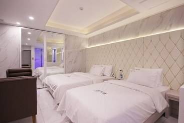 Yeongju Sanchaek Self Check In Motel