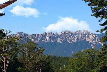 Goseong Sanmaru Pension