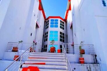 Green Hilton Hotel Shangla