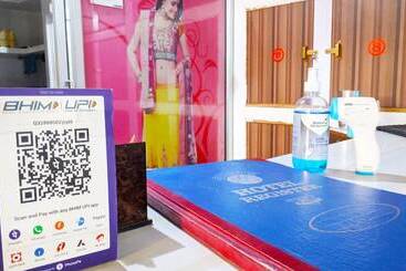 Отель Goroomgo R. K. Dormitory Lucknow