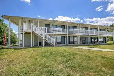 Hotelli Rivers Rest Resort