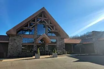 Hotelli The Lodge At Hocking College
