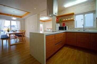 Jeonju Hosumaeul Dusilleene Pension