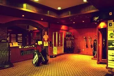 Hotelli Aveda Suites At Aamby Valley City