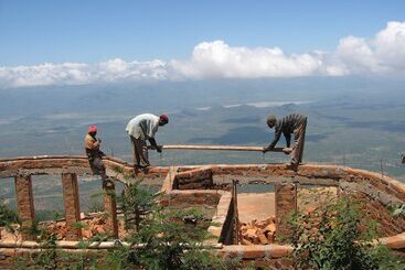 Mamboviewpoint Eco Lodge