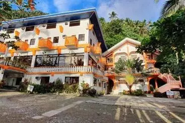 ホテル Mt. Bagarabon Beach And Mountain Resort