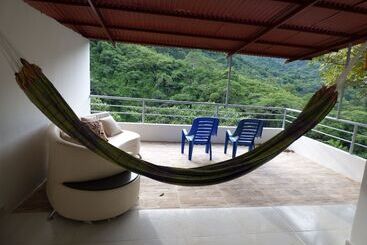 Hostal Alto De La Montaña