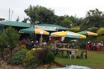 Otel Gitandara Garden