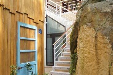 پانسیون Heaven Bird B&b