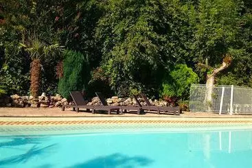 호텔 Hôtel Les 2 G