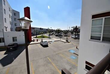 فندق Mexico Inn Express