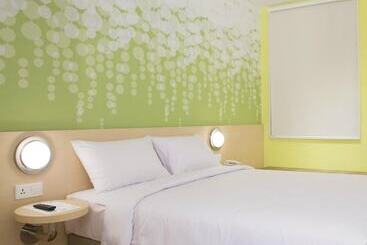 Zest Harbour Bay Batam By Swiss Belhotel International