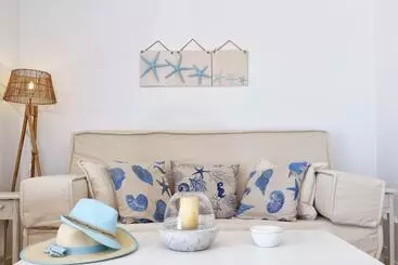 Pension (Hôtel basse catégorie) La Maison Blanche