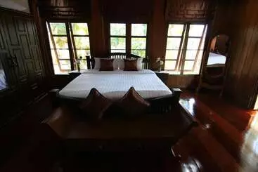 Pension Little Teak Home Stay