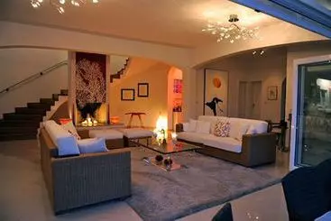 펜션 Villa Almadria Luxury Bed & Breakfast Adults Only