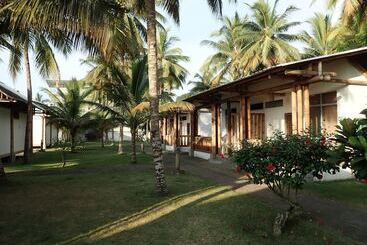 Hostal El Rampiral Same Casablanca