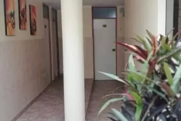 هتل La Posada De Valdez