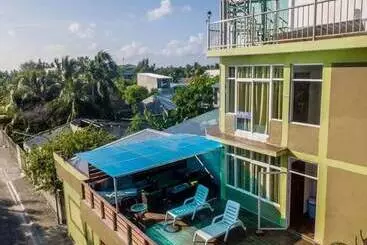 هتل Sunset Stay Maldives