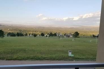 בית מלון כפרי Apartamento The World Carlos Paz Golf