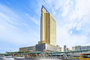 Hotel Oasis Grand
