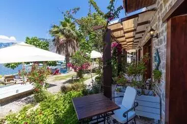 Hotel Tamara Beach Pension