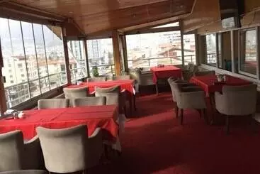 Hostelli Fırat Palace Otel