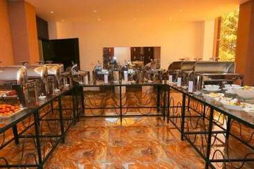 فندق Ayowa Grand