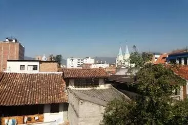 Hotel Balcón Del Arte