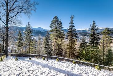 בית מלון כפרי Zamek Księża Góra