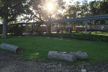 Custom Touch Village Bay City