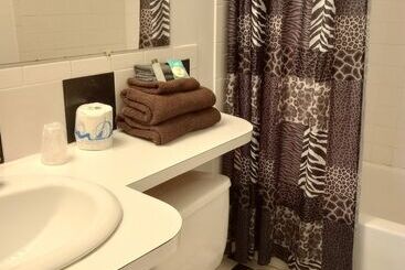 فندق على الطريق Harbor Beach Inn