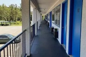 Ponce De Leon Motel
