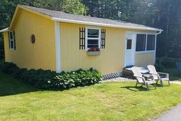 Sunnyside Motel & Cottages