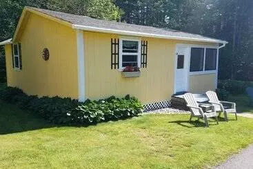 Sunnyside Motel & Cottages
