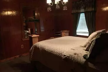 Mökkimajoitus Whip Or Wheel Cabins