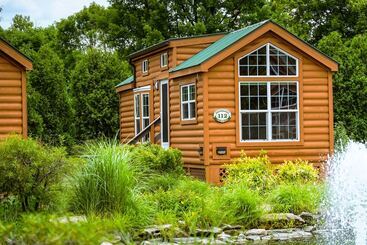 کلبه Cedar Point S Lighthouse Point