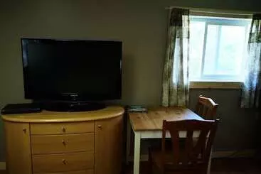 Motelli Overlook Inn & Cabins