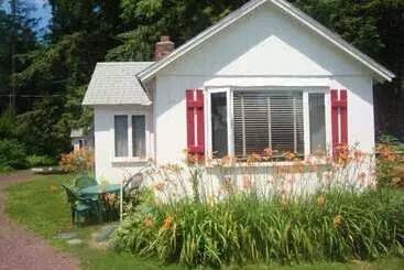 Motelli The Cabins At Autumn Mountain Winery