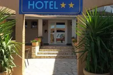 هتل Hôtel Le Floreal