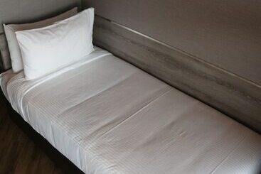 Hotel Plaza Premium Lounge Klia Wellness Spa