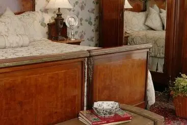 ベッドアンドブレックファースト Cameron Estate Inn & Restaurant
