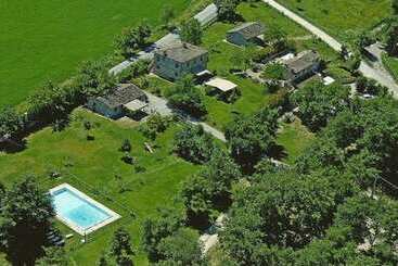 فندق ريفى Il Felcino